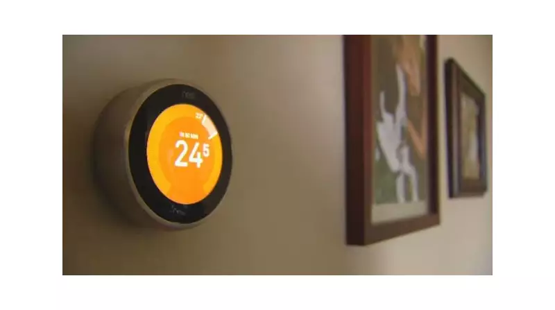 Montreal Experts Share 5 Ways to Stay Warm and Lower Your Hydro Bill This Winter