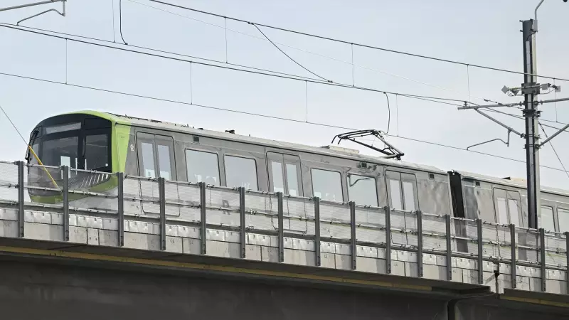 Montreal's REM Service Halted: Train Stops on Tracks, Commuters Affected