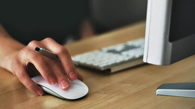 Ontario Woman Loses $4,000 in Advance Fee Loan Scam Targeting Job Seekers