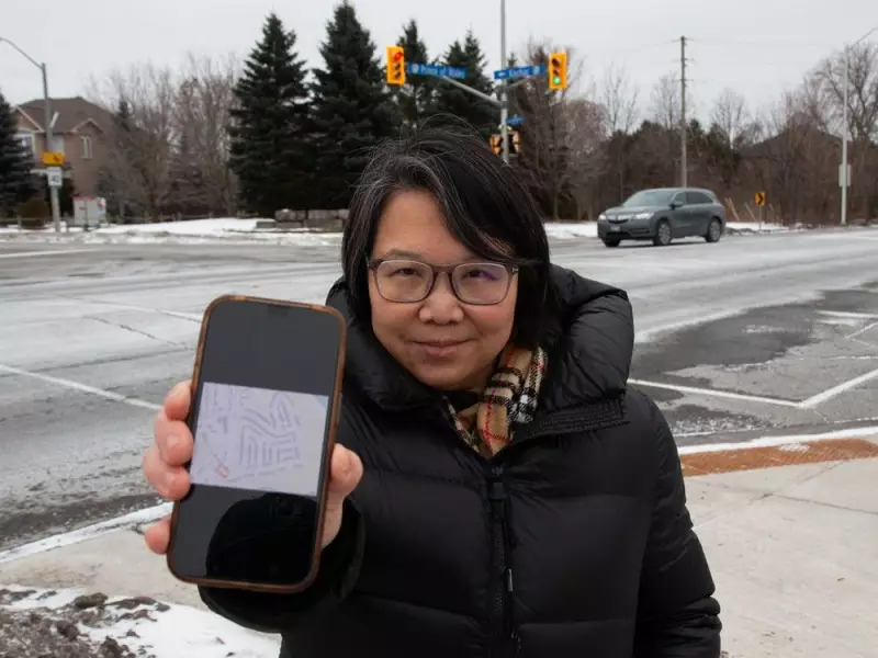 Ottawa resident fears for safety if flex stakes not reinstalled after accident