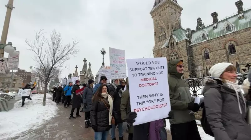 Psychologists Protest on Parliament Hill Over Proposed Training Cuts