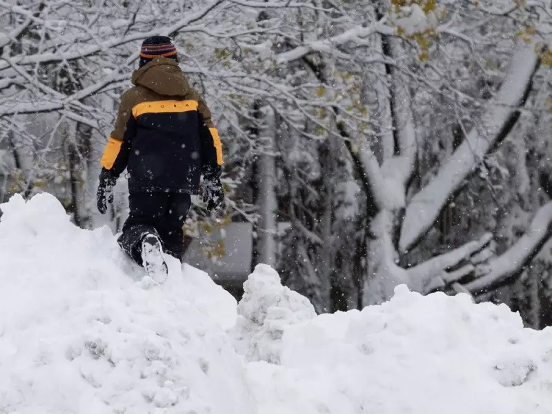 Quebec School Snowbank Rules Spark Outrage: Unions Decry 'Bureaucratic' Guidelines