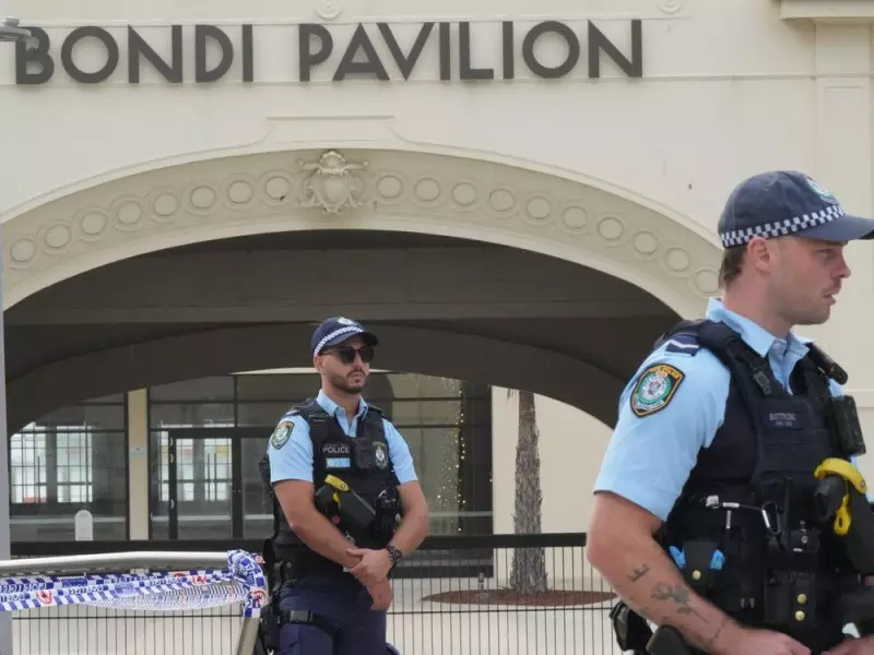 Seven Men Detained Near Bondi Beach Following Police Vehicle Ramming