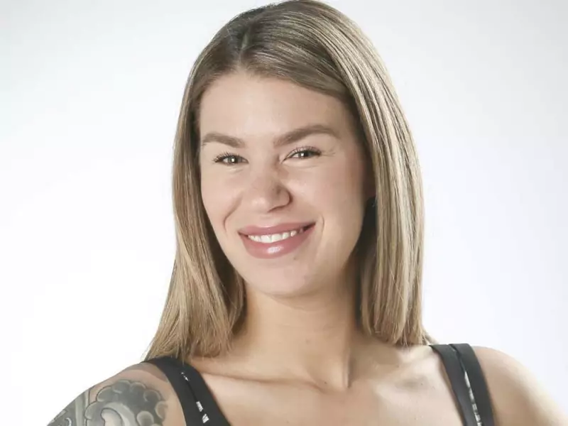 SUNshine Girl Kaitlin: A Virgo's Passions from Hockey to Youth Support