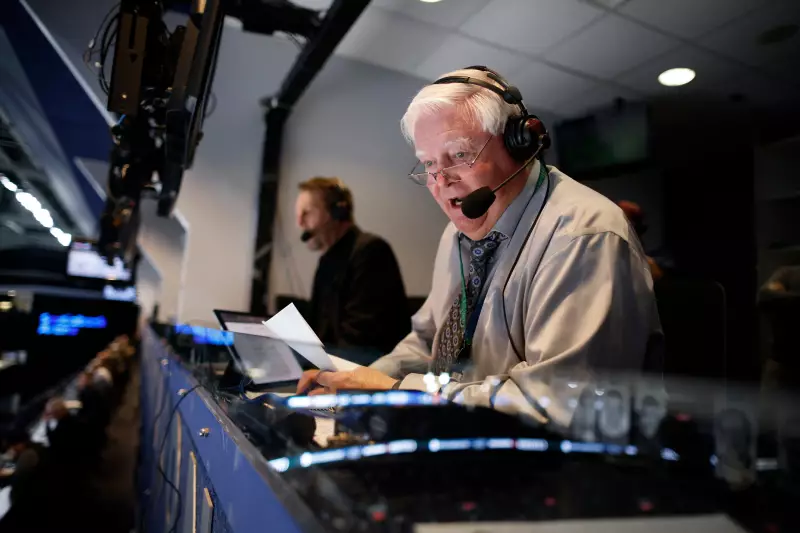 Toronto Maple Leafs Honour Legendary Announcer Joe Bowen After 44 Seasons