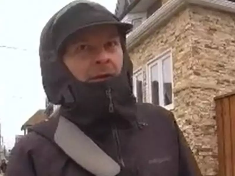 Toronto Police Seek Man for Inappropriate Papers to Kids; Oshawa Shooting Reported