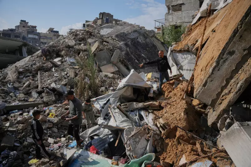 Torrential Rains Kill 12 in Gaza, Families Struggle Amidst Rubble
