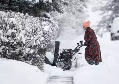 Canada's Christmas Weather: West Chills, Ontario Freezes, East Storms