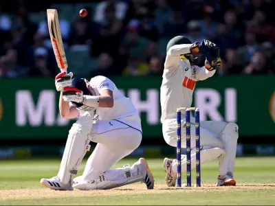 Record 20 Wickets Fall on Chaotic Day 1 of Fourth Ashes Test