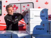 Alberta's Forever Canada Petition Success: 400K Signatures Spark Unity Talks