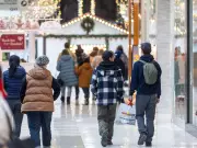 Calgary's Last-Minute Shopping Rush: 'Full Go-Mode' on Christmas Eve 2025