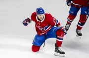 Canadiens' Zachary Bolduc Scores First Bell Centre Goal in 3-1 Win Over Blackhawks