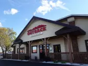 Florida Man Sues Outback Steakhouse After Toilet Shatters, Causing Severe Injury