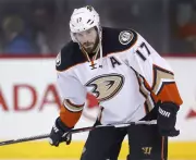 Former NHL Star Ryan Kesler to Stand Trial on Sex Charges Involving Teen
