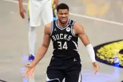 Giannis Antetokounmpo Addresses Trade Rumors, Focuses on Health Amid Bucks' Struggles