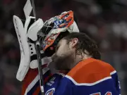Oilers Fans Sound Alarm on Goaltending After Wallstedt Shutout