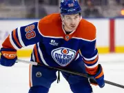 Oilers Scratch Andrew Mangiapane as Healthy Extra in Winnipeg