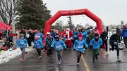 Over 900 Runners in Festive Costumes Join 35th Annual Santa Shuffle in Ottawa