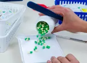 Quebec's Pharmacist Power Expansion Faces Delays in Implementation