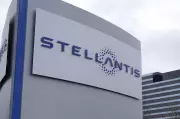 Stellantis CEO Prioritizes Hybrid Vehicles for U.S. Market in 2025 Strategy