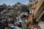 Torrential Rains Kill 12 in Gaza, Families Struggle Amidst Rubble