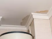 Winter Moisture Mysteries: How Air Leaks Cause Ceiling Leaks in Canadian Homes