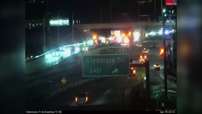 1 Dead, 1 Critical in 2-Vehicle Deerfoot Trail Collision Saturday Night