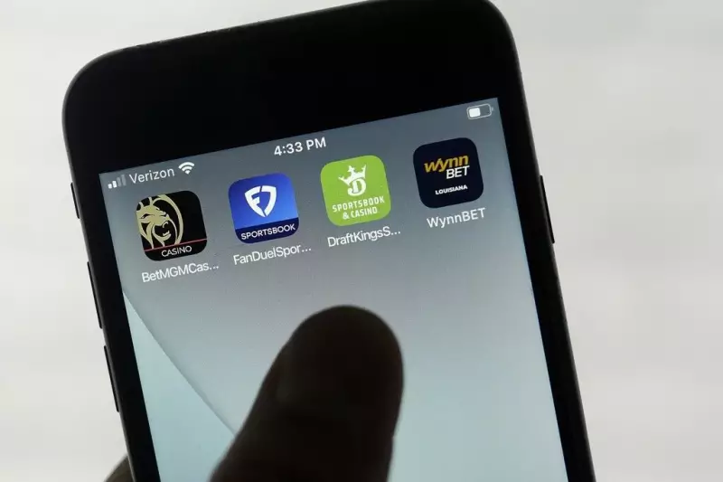 Alberta Opens Online Gambling Market to Private Operators, Following Ontario's Model