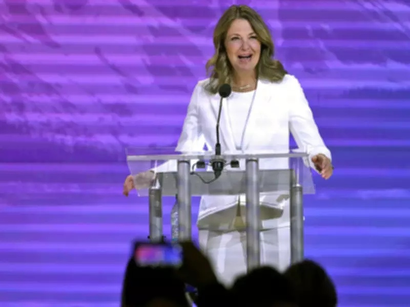 Alberta Premier Danielle Smith Criticizes Trudeau's Liberal Government at Conservative Convention