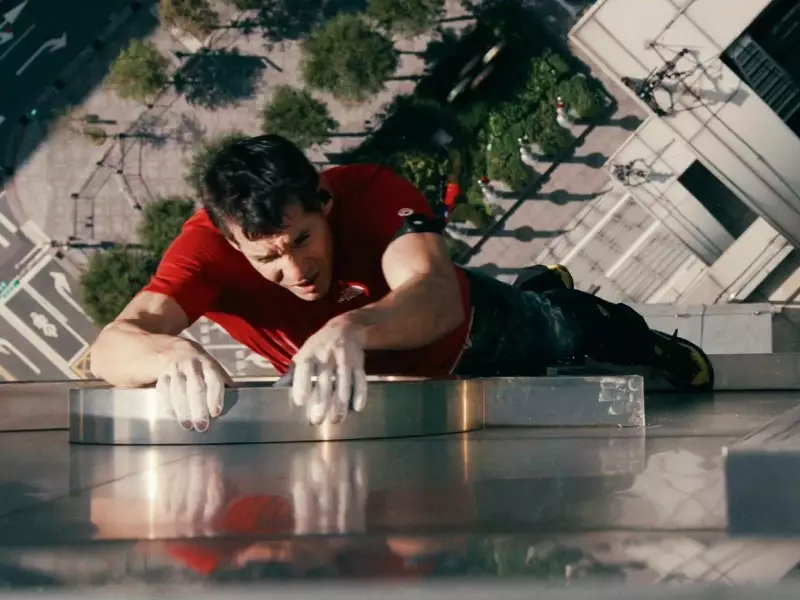 Alex Honnold Reveals 'Embarrassing' Netflix Pay for Taipei Skyscraper Climb