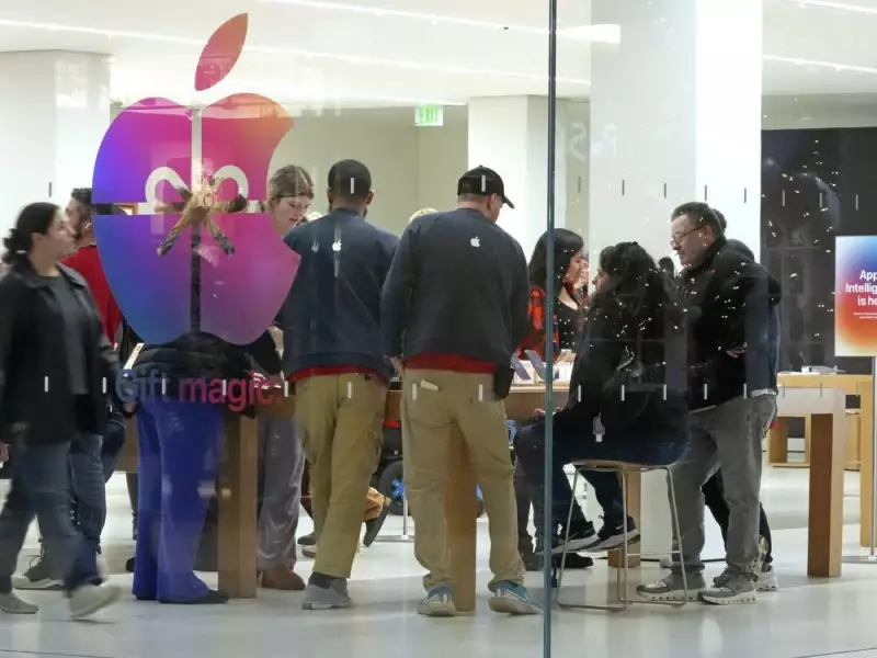 Canadians Overspent Holiday Budgets by $120 on Average in 2025