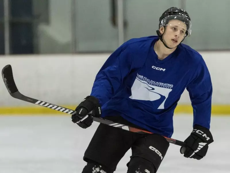 Coquitlam Teen Ben Kindel Draws Huge Fan Support as Penguins Face Canucks