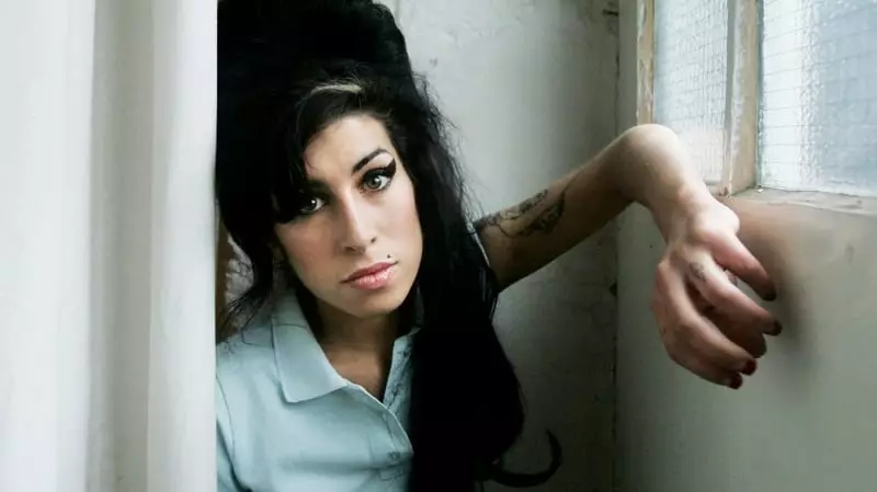 Court Hears Amy Winehouse's Father Was Exploited by Friends After Her Death