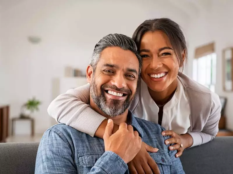 Dear Abby: Woman in Mid-30s Seeks Commitment from Hesitant Boyfriend