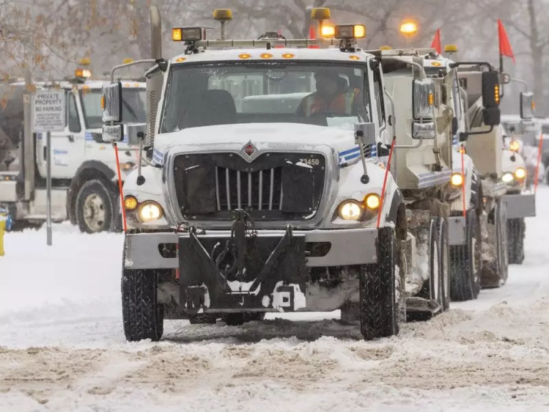 Edmonton's New Residential Snow Clearing Plan Faces Execution and Parking Challenges