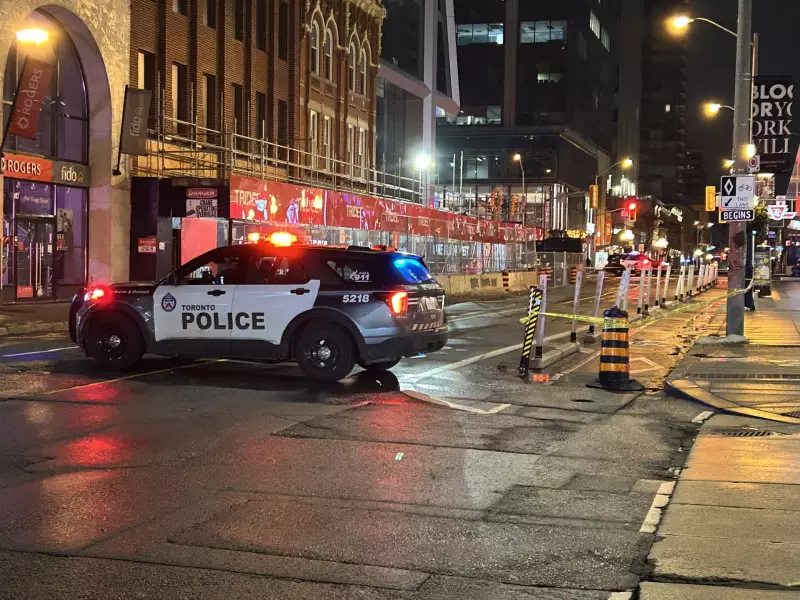 Falling Ice Forces Closure on Yonge Street in Toronto's Yorkville