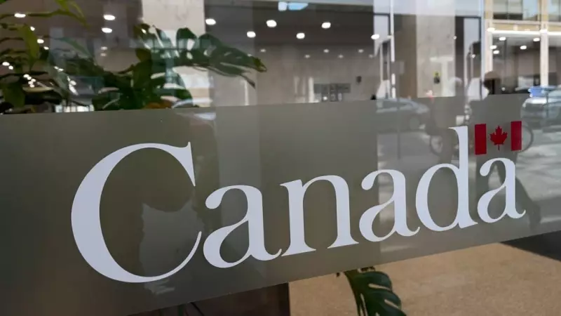 Federal Departments Begin Notifying Public Servants of Possible Job Cuts