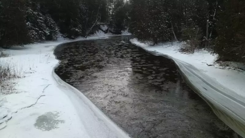 Flood Risk Escalates in Blue Mountains as Ice Buildup Threatens Waterways