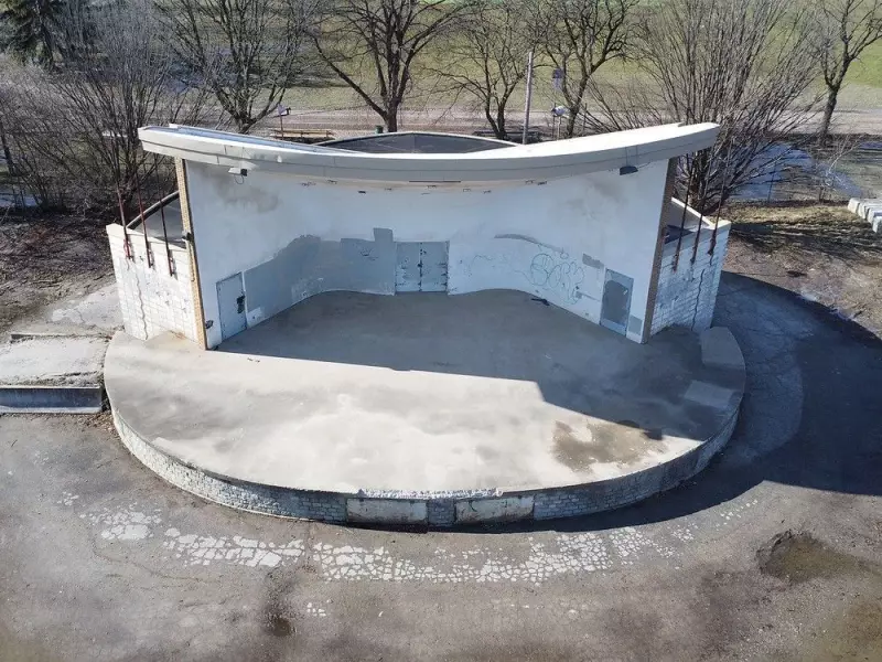 GECDSB Lists Windsor Stadium, Two Kingsville Schools for Sale