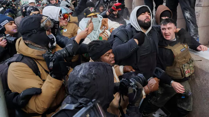 Hundreds Drown Out Far-Right Rally in Minneapolis Amid ICE Crackdown