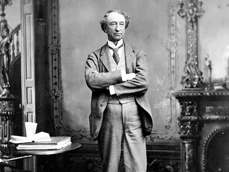 John A. Macdonald's Legacy Resurges as Guide for Carney's Canada