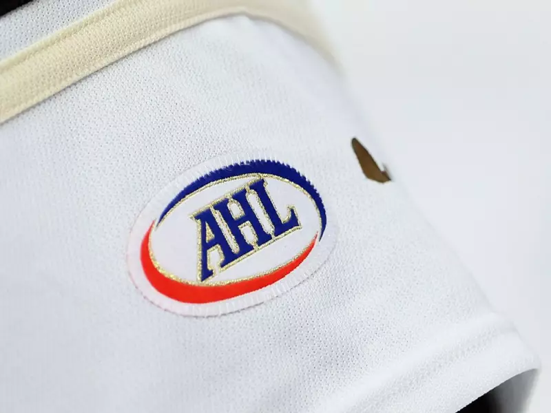 Mini Hockey Brawl Goes Viral: Mite Teams Fight During Hershey Bears Intermission