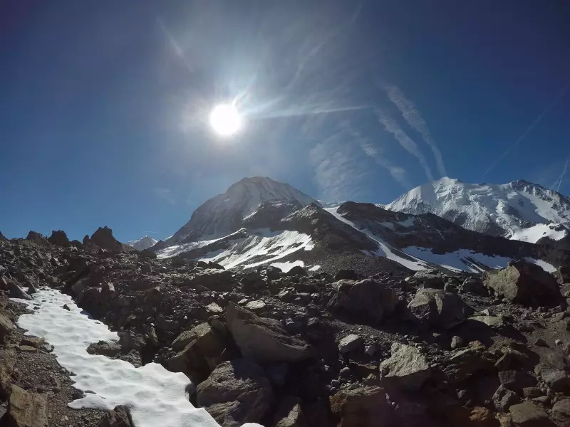 Mountain Rescue Hero: Climber Saves Two Lives on Mont Blanc