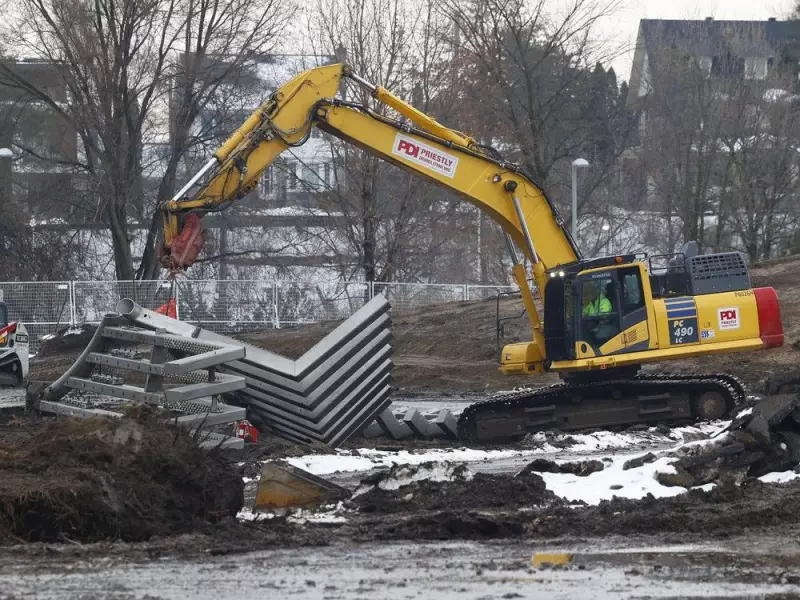 Ottawa's Landmark 'Moving Surfaces' Sculpture Dismantled After 11 Years