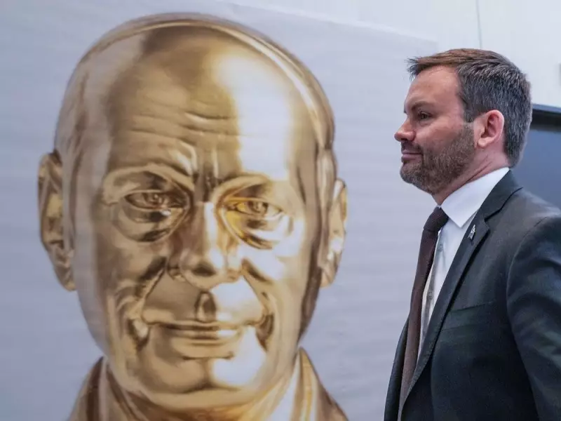 PQ Proposes Dual Citizenship for Quebecers in Independent Quebec, Extends Offer to Francophones