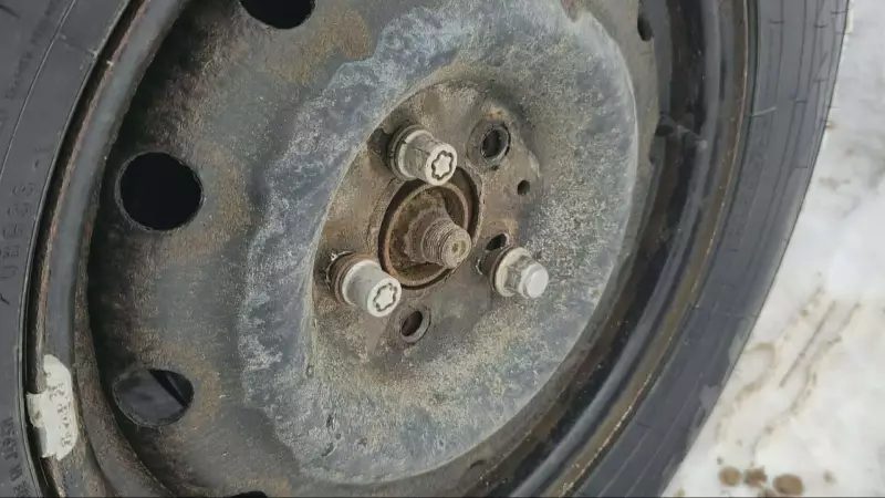 Quebec Driver Warns Public After Lug Nuts Removed in Suspected TikTok 'Challenge'