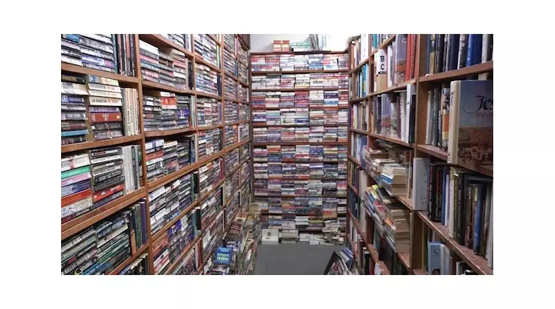 Reading Thrives in Regina: E-Readers and BookTok Fuel Literary Boom