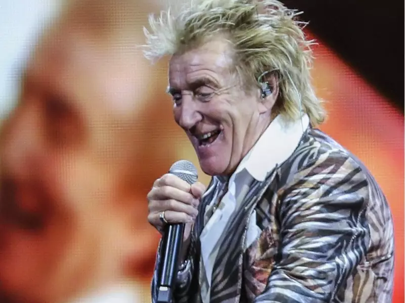 Rod Stewart Blasts Trump Over NATO Troop Comments, Demands Apology