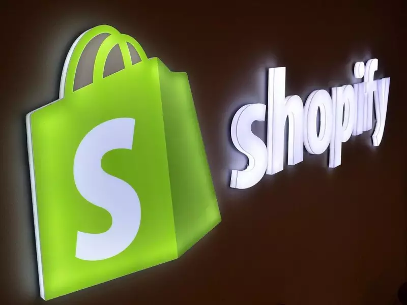 Shopify Poised for AI Shopping Windfall, Scotia Analysts Boost Target to $200