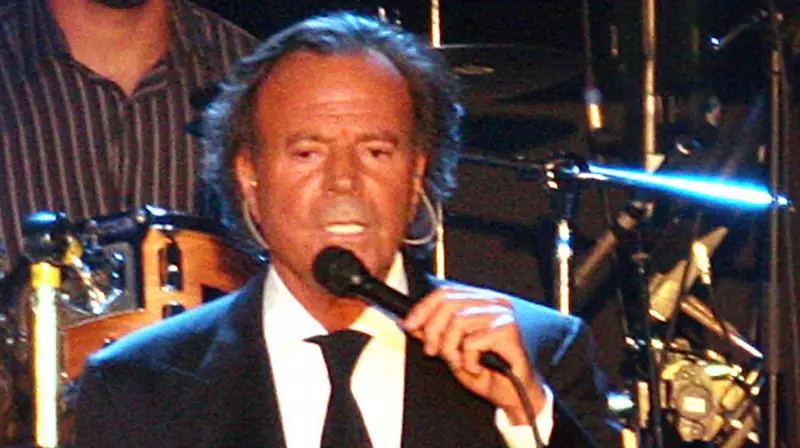 Spanish Court Investigates Julio Iglesias Over Sexual Assault Allegations